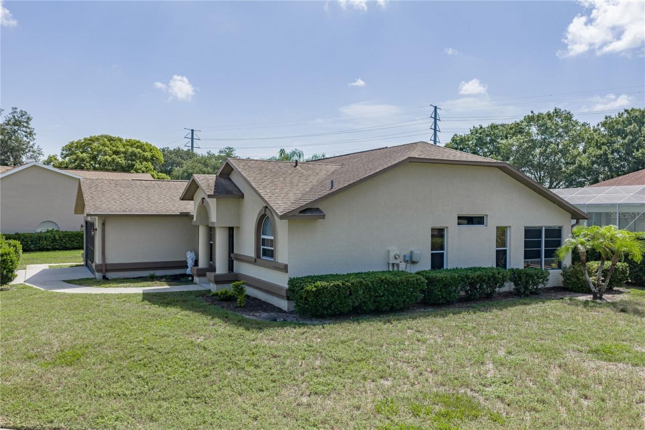6232 Huntington Drive , Zephyrhills, FL 33542 Photo