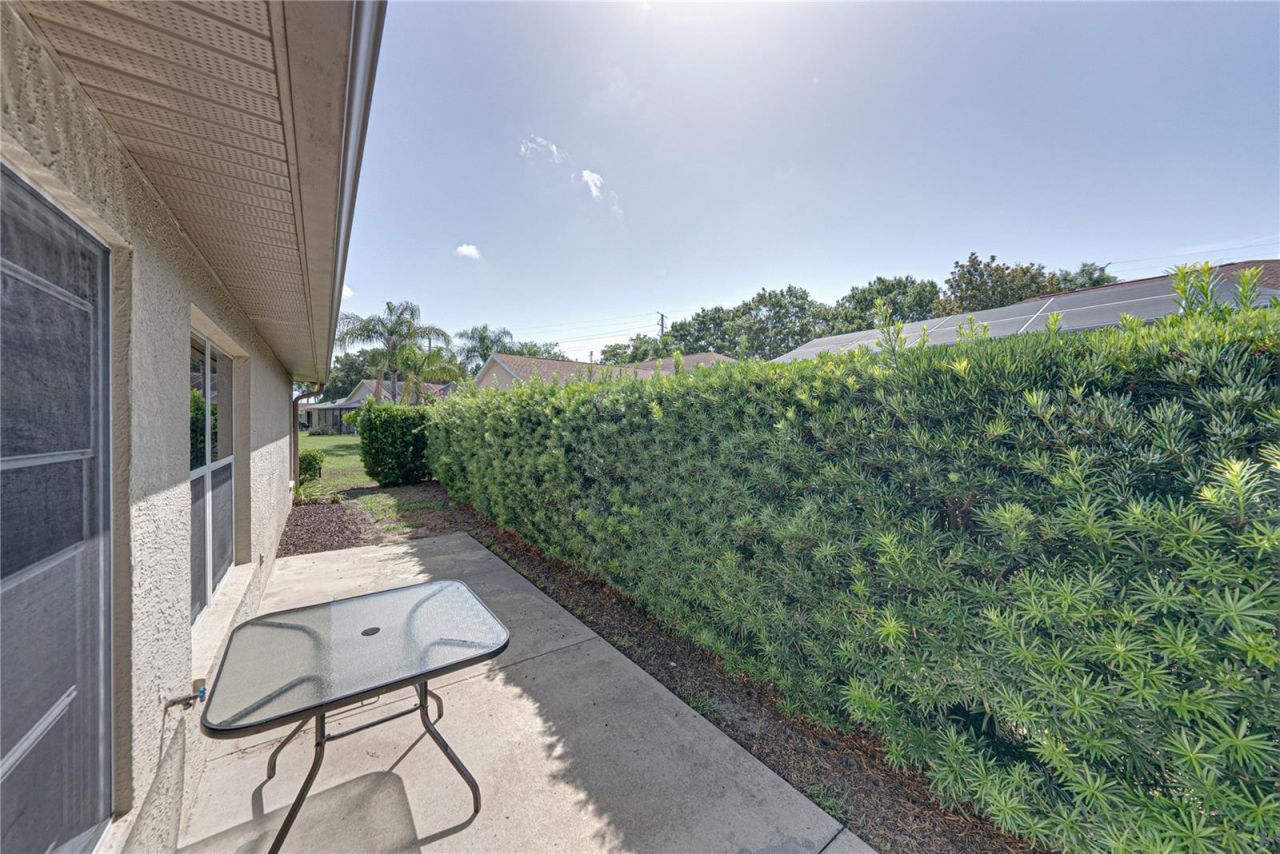6232 Huntington Drive , Zephyrhills, FL 33542 Photo