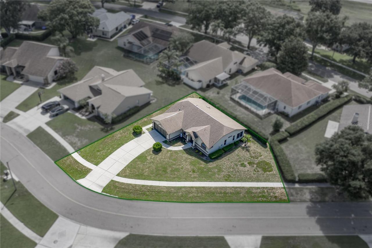 6232 Huntington Drive , Zephyrhills, FL 33542 Photo