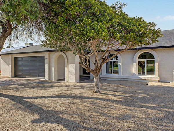2246 E ENID Avenue, Mesa, AZ 85204
