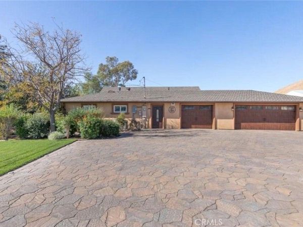 8931 Granite Hill, Jurupa Valley, CA 92509