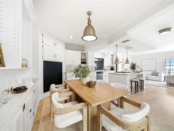 9624 Highland Gorge Drive , Beverly Hills, CA 90210