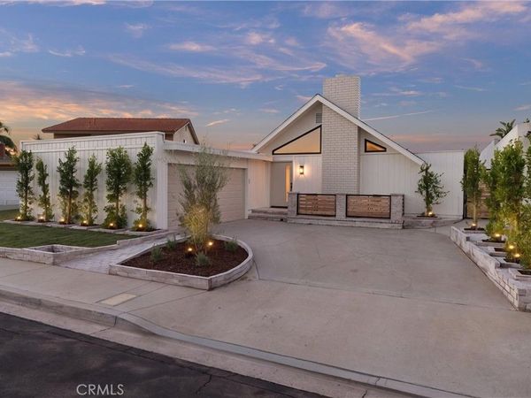1788 Hawaii Circle , Costa Mesa, CA 92626