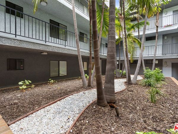 1226 Amherst Avenue, Unit 206, Los Angeles, CA 90025