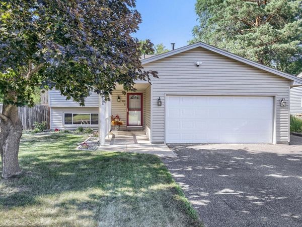 6208 114th Avenue N, Champlin, MN 55316