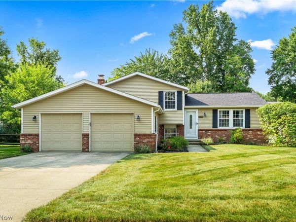 2668 Serra Vista Drive , Stow, OH 44224