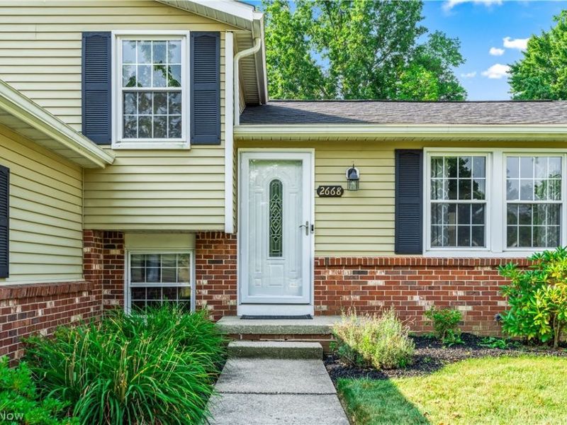 2668 Serra Vista Drive , Stow, OH 44224 Photo 2