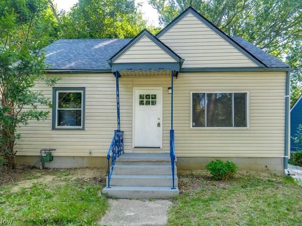 821 Cree Avenue, Akron, OH 44305