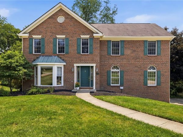 2457 Dogwood Dr , Wexford, PA 15090