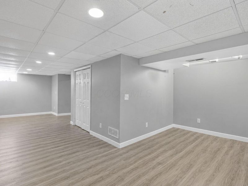 9166 Windy Creek Drive , Columbus, OH 43240 Photo 30