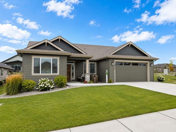 22521 E Penrose Ln, Liberty Lake, WA 99019