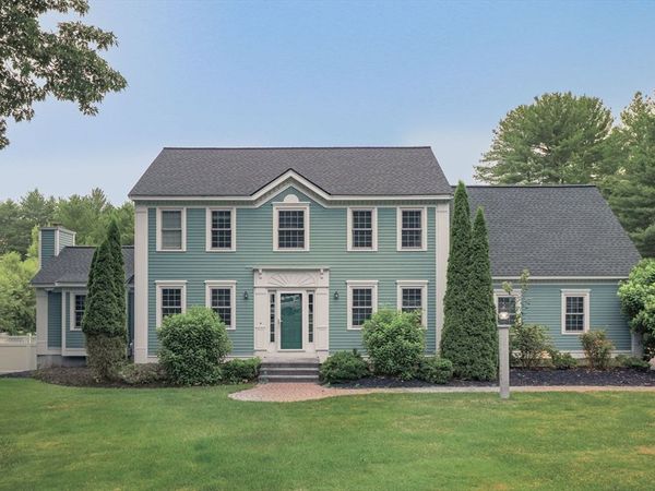 67 Parkhurst Street, Dunstable, MA 01827
