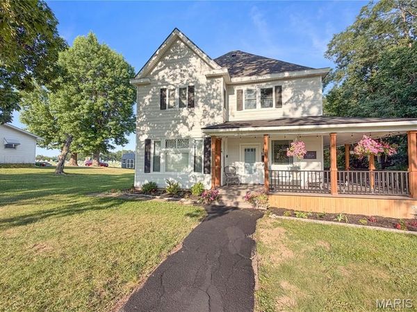 515 N Main Cross Street , Bowling Green, MO 63334