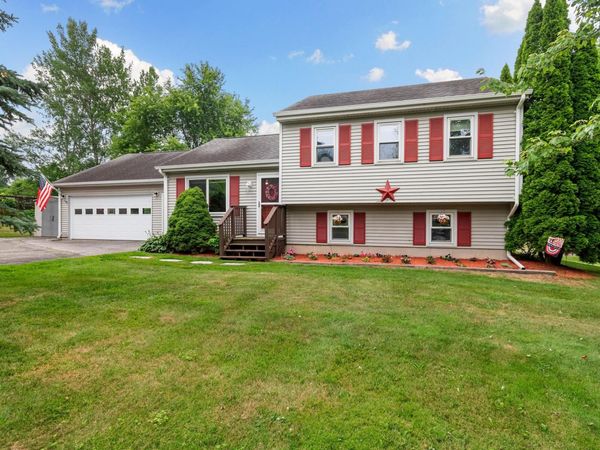 31 Hunting Ridge Lane, Unit 16, Milton, VT 05468