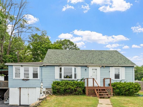32 Rollins Road, Rollinsford, NH 03869