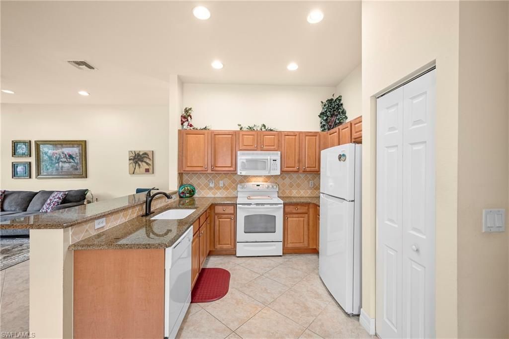 11104 Yellow Poplar Dr , Fort Myers, FL 33913 Photo