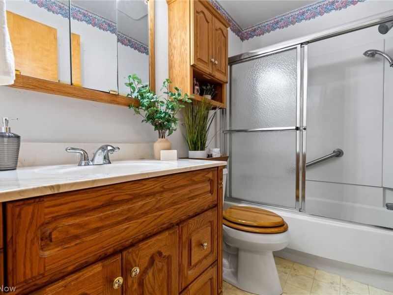 4665 Christman Road , Akron, OH 44319 Photo 24