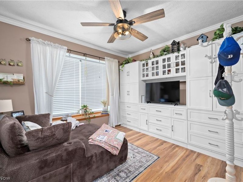 8020 Oak Tree Drive N, Lorain, OH 44053 Photo 16