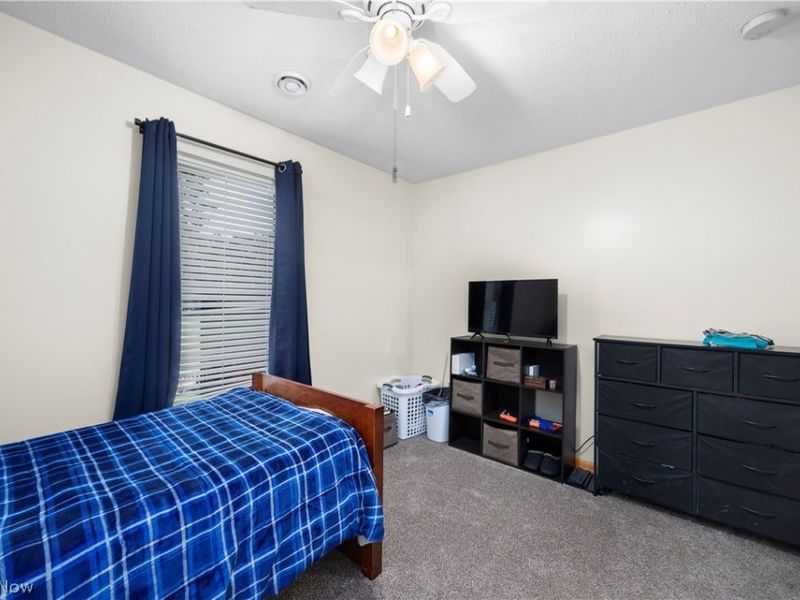 8020 Oak Tree Drive N, Lorain, OH 44053 Photo 25