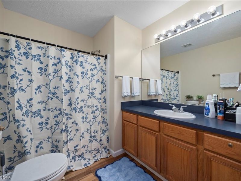 8020 Oak Tree Drive N, Lorain, OH 44053 Photo 33