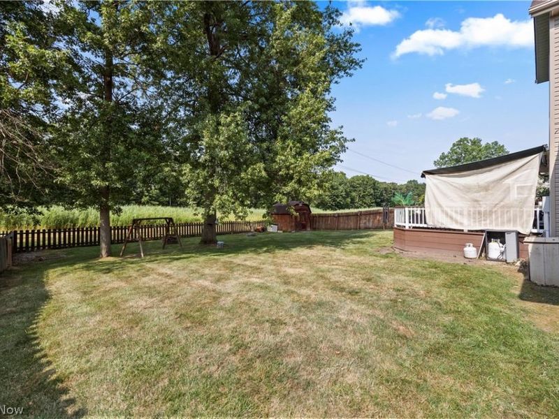 8020 Oak Tree Drive N, Lorain, OH 44053 Photo 35