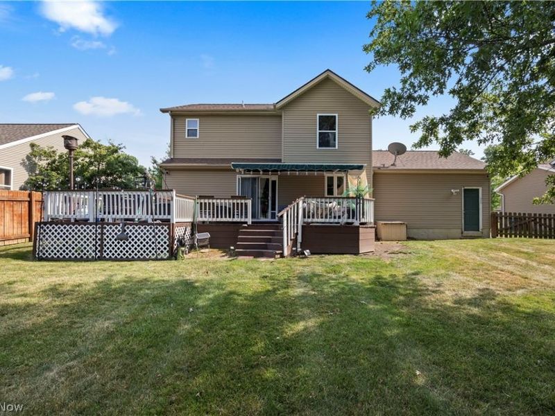 8020 Oak Tree Drive N, Lorain, OH 44053 Photo 37