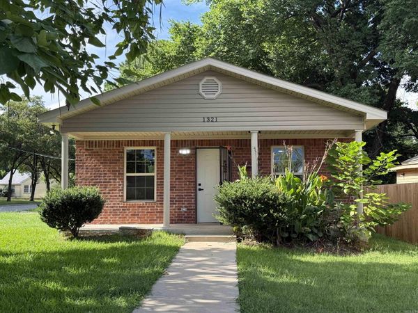 1321 W 23rd Street , North Little Rock, AR 72114