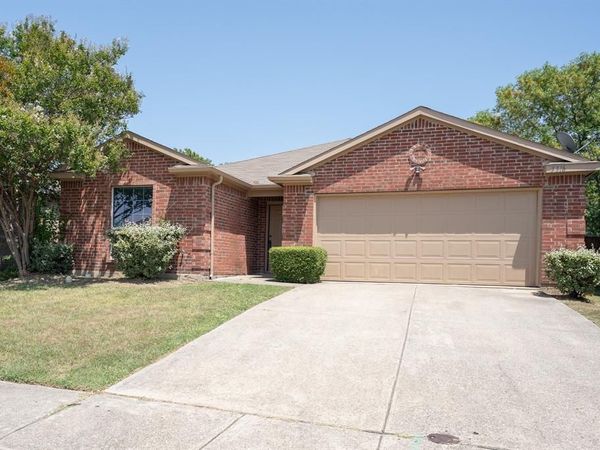 3316 Knoll Trail, Balch Springs, TX 75180