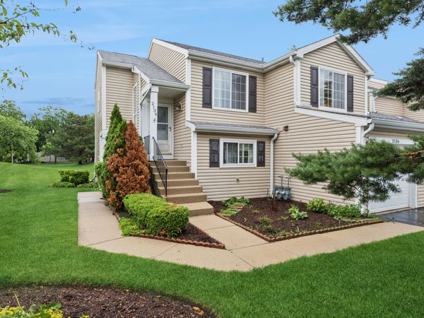 2134 Northwind Circle , Schaumburg, IL 60194