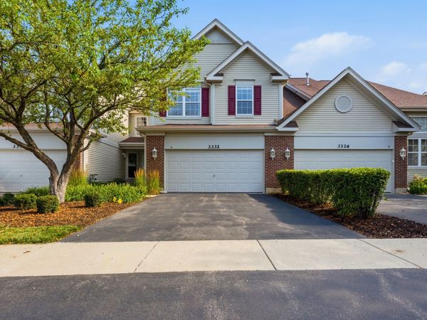 3332 Renard Lane , St. Charles, IL 60175
