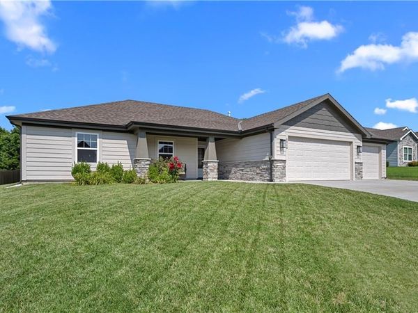 2713 S Fir Terrace, Eudora, KS 66025