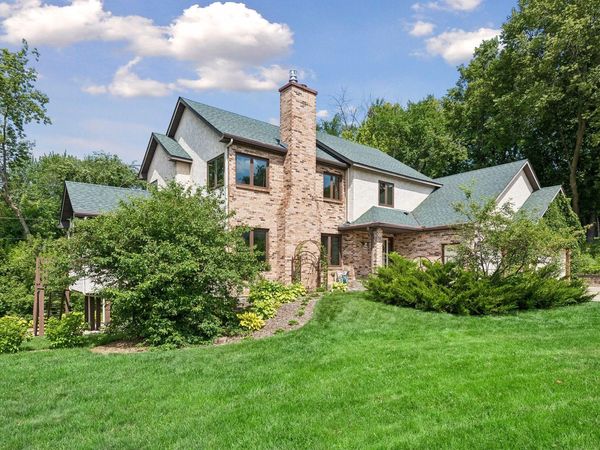 10416 Briar Circle, Bloomington, MN 55437