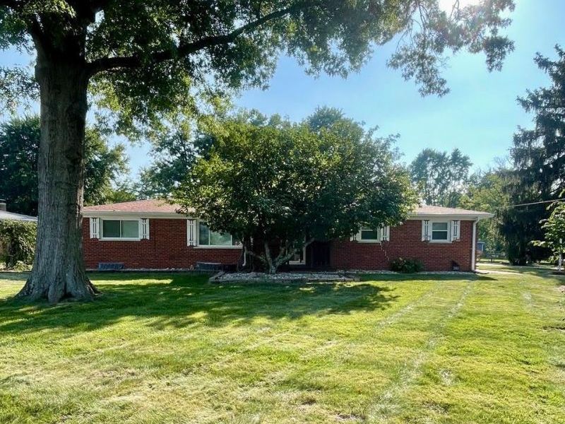 5621 Garrett Drive, Miami Twp, OH 45150 Photo 2
