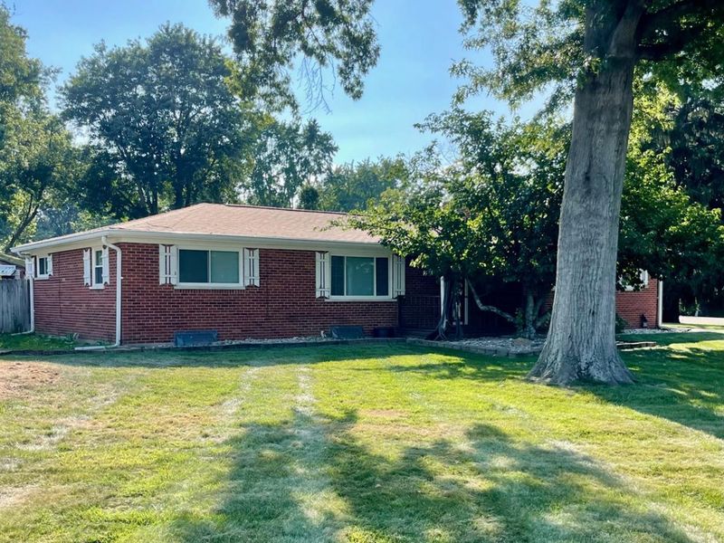 5621 Garrett Drive, Miami Twp, OH 45150 Photo 3