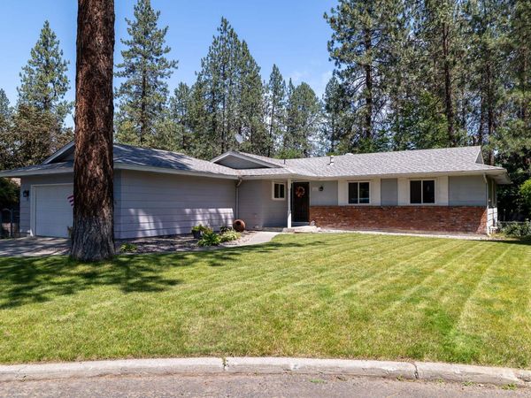 5211 W Myrtlewood Ct, Spokane, WA 99208