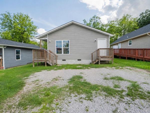 2110 E 18th Street , Chattanooga, TN 37404