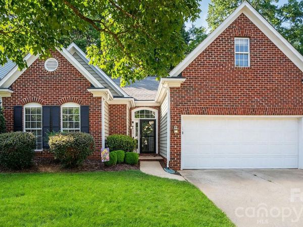 6653 Allness Glen Lane , Charlotte, NC 28269