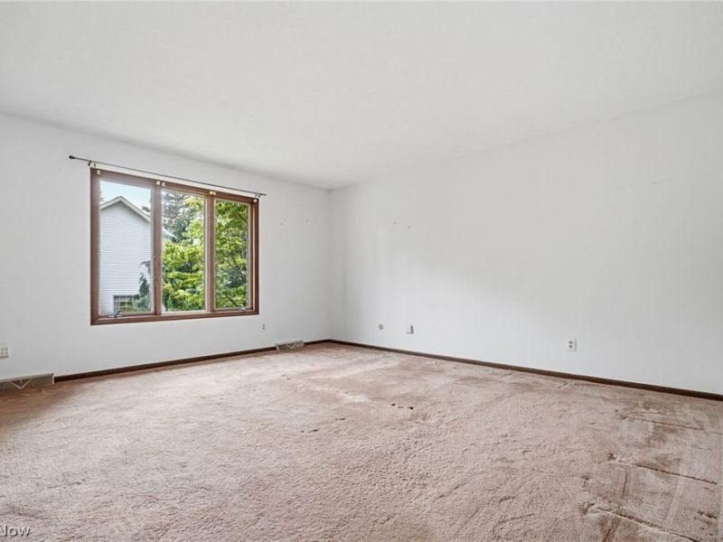 3602 Heatherwood Circle NW, North Canton, OH 44720 Photo 15