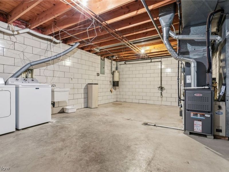 3602 Heatherwood Circle NW, North Canton, OH 44720 Photo 30