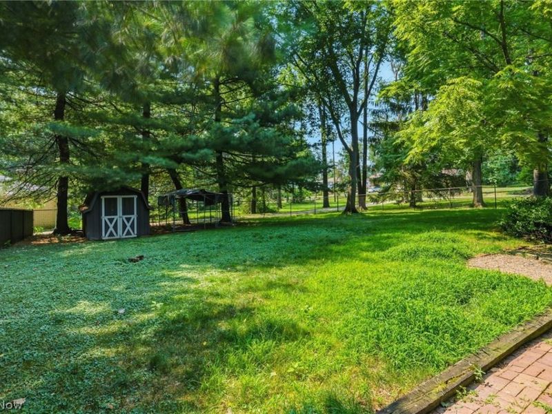 3602 Heatherwood Circle NW, North Canton, OH 44720 Photo 33