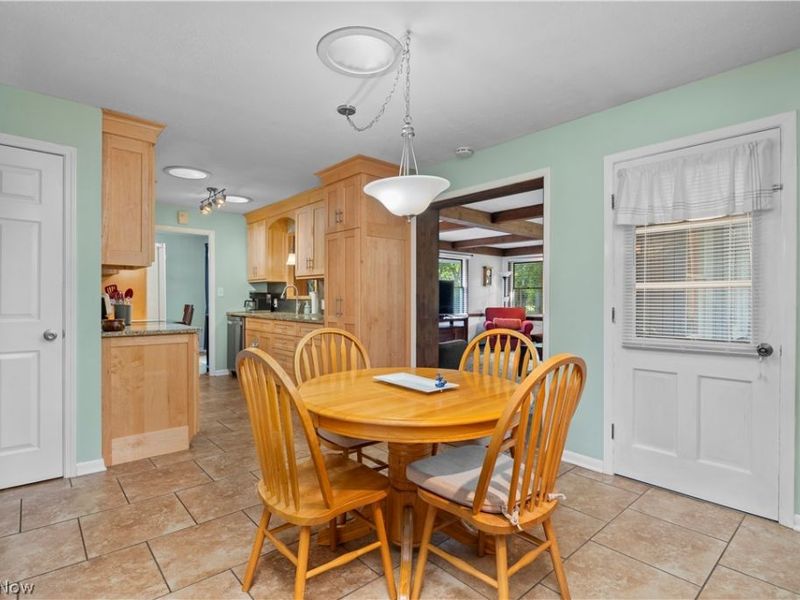 5139 Evergreen Drive, North Olmsted, OH 44070 Photo 17