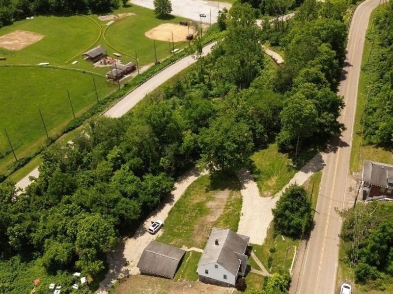 26th Street , Bellaire, OH 43906 Photo 3