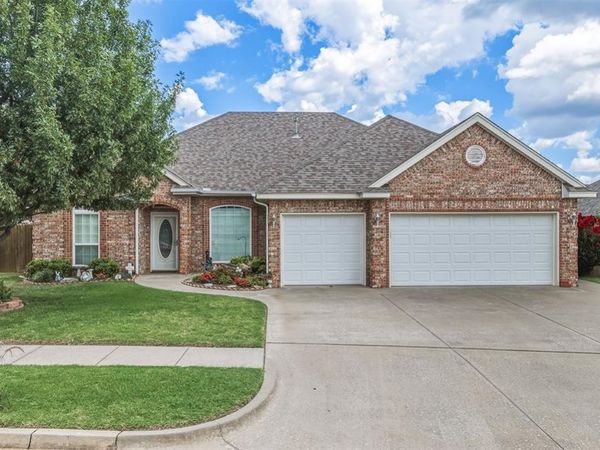 728 Ellsworth Avenue, Yukon, OK 73099