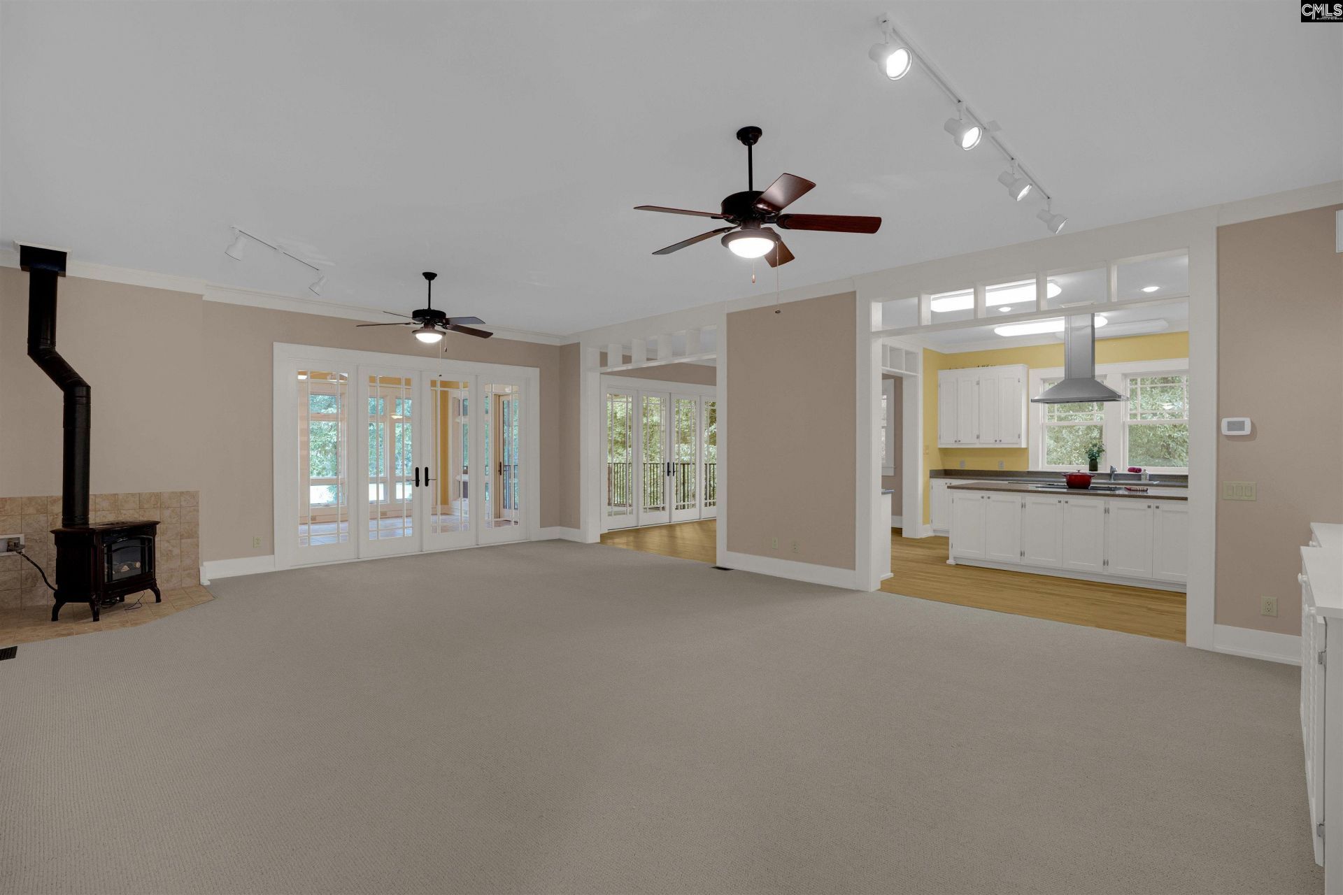 159 Greenside Drive  Photo 17