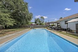 104 Meadow Wood Drive photo 4
