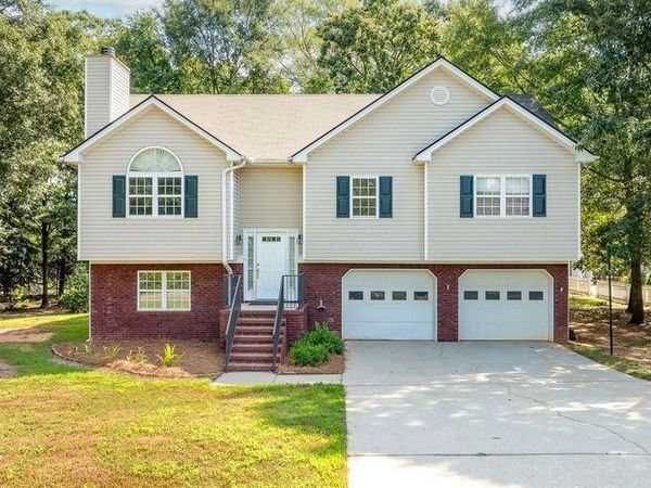 544 Academy Woods Drive , Jefferson, GA 30549