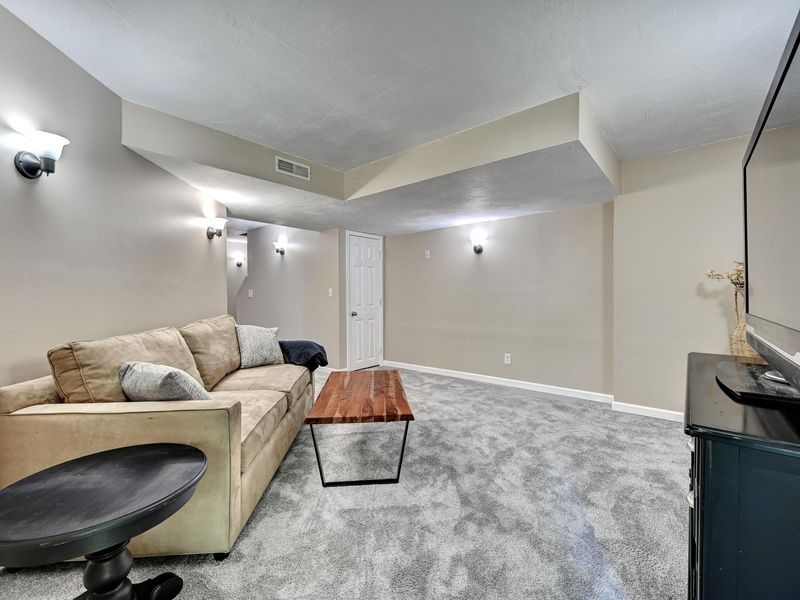4031 Crystal Creek Circle, Burlington, KY 41005 Photo 18