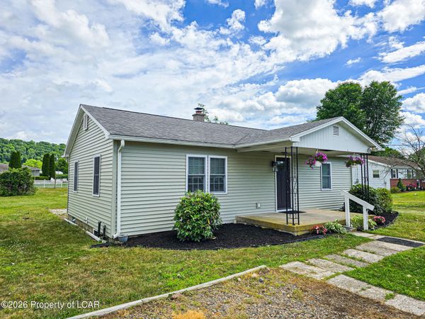220 E 7th, Mifflinville, PA 18635