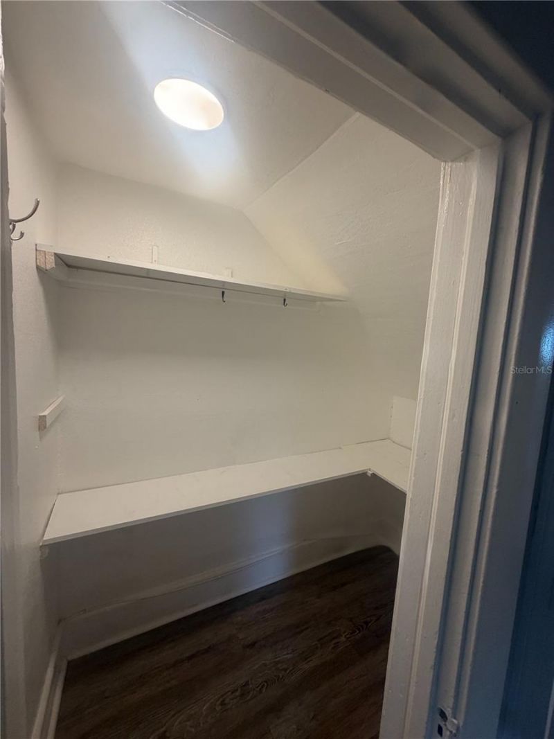 819 6th Street N, Unit 2, Saint Petersburg, FL 33701 Photo