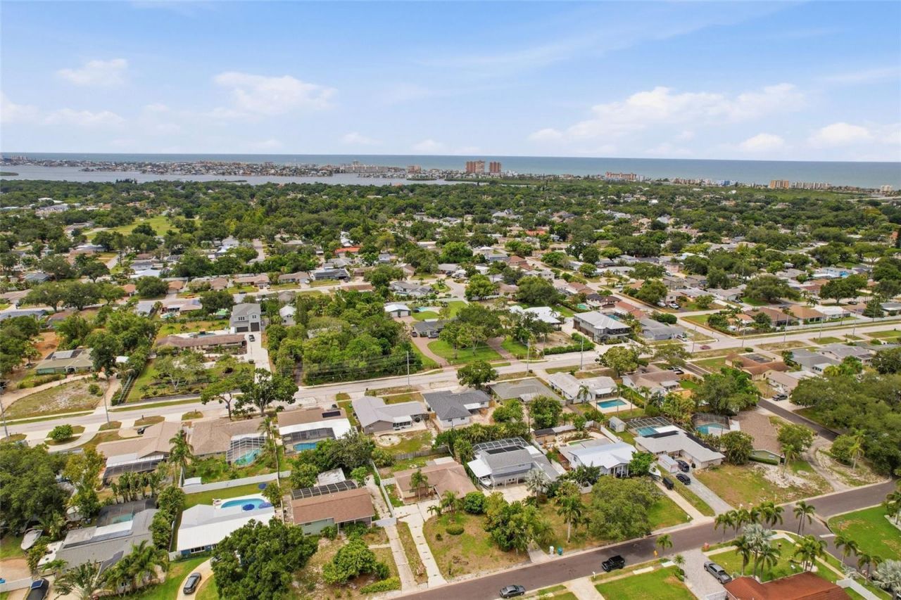 13341 86th Avenue , Seminole, FL 33776 Photo